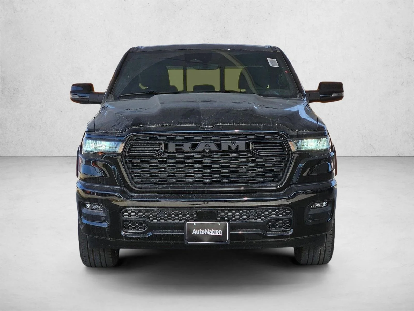 New 2026 Diamond Black Crystal Pearl-Coat Exterior Paint RAM Lone Star image 6
