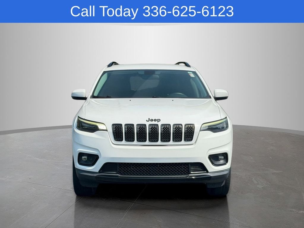 Used 2020 White Jeep Latitude Plus image 8