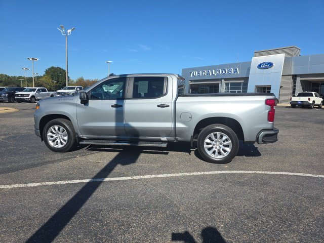 Used 2025 Gray Chevrolet Custom image 6