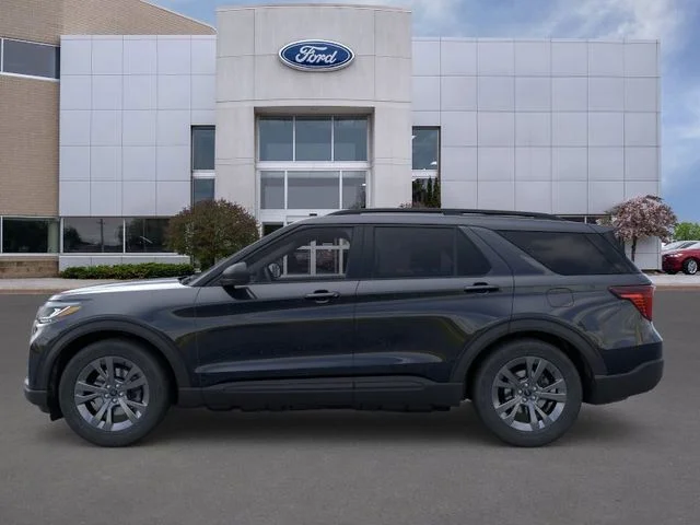 New 2026 Black Metallic Ford Active image 3