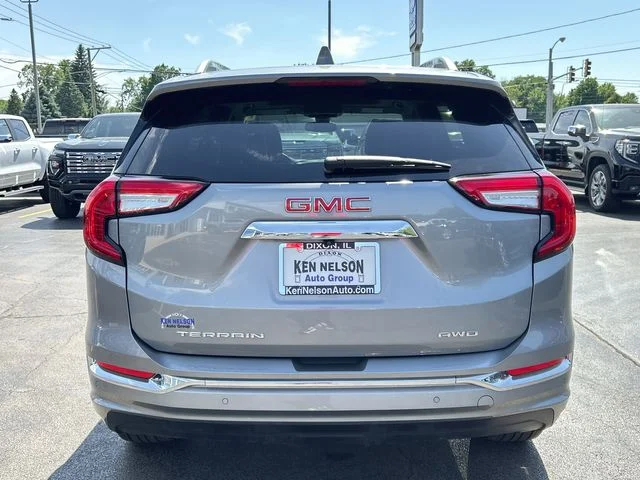 Used 2023 Sterling Metallic GMC Denali image 8