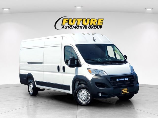 Used 2025 White Ram High Roof image 1