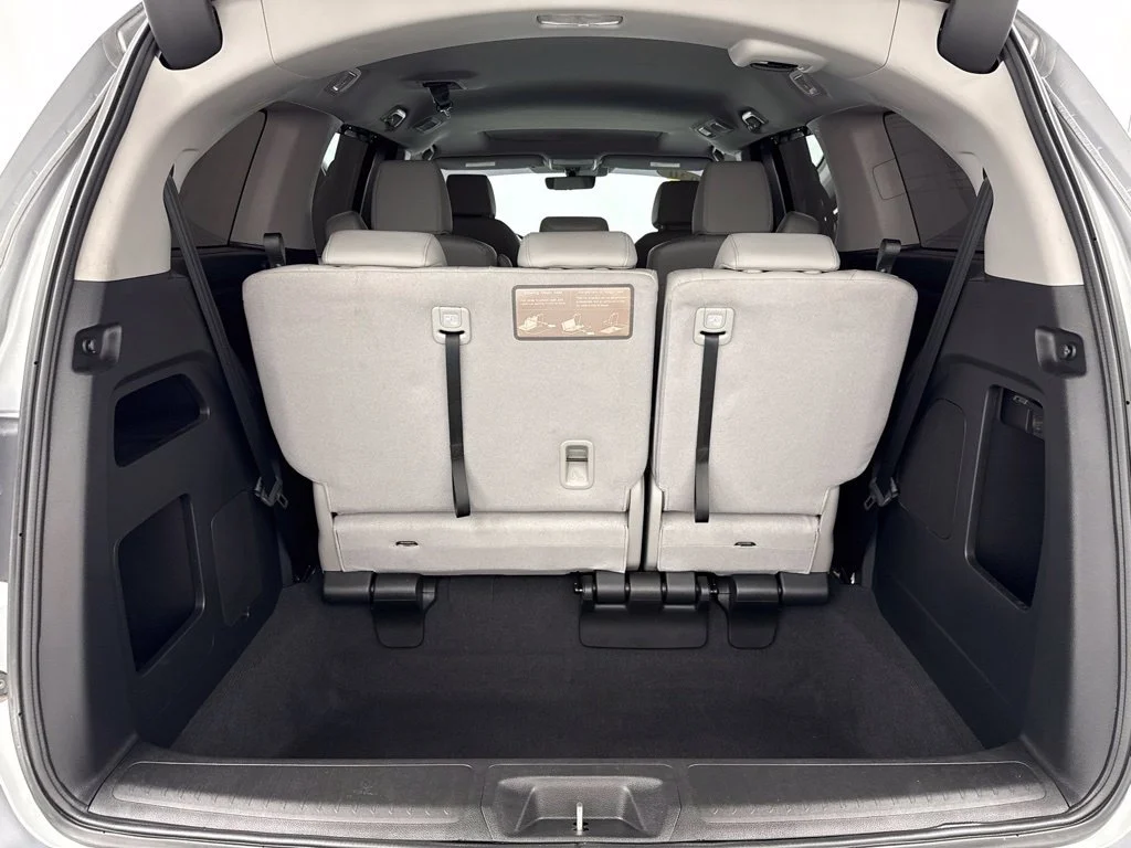 Used 2020 Silver Honda EX-L image 8