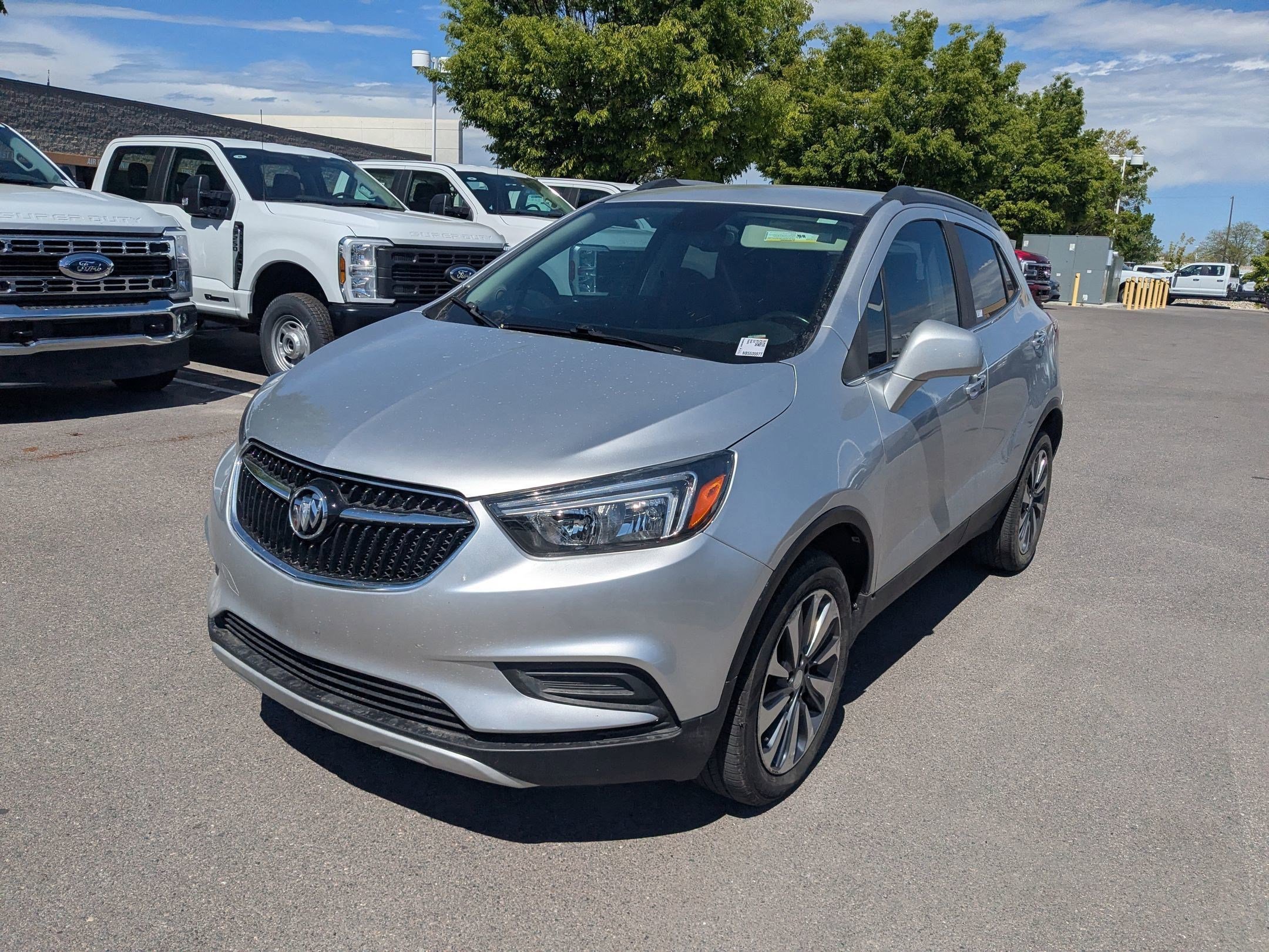 Used 2022 Quicksilver Metallic Buick Preferred image 9