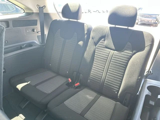 New 2026 Glacial White Pearl Kia LX image 26