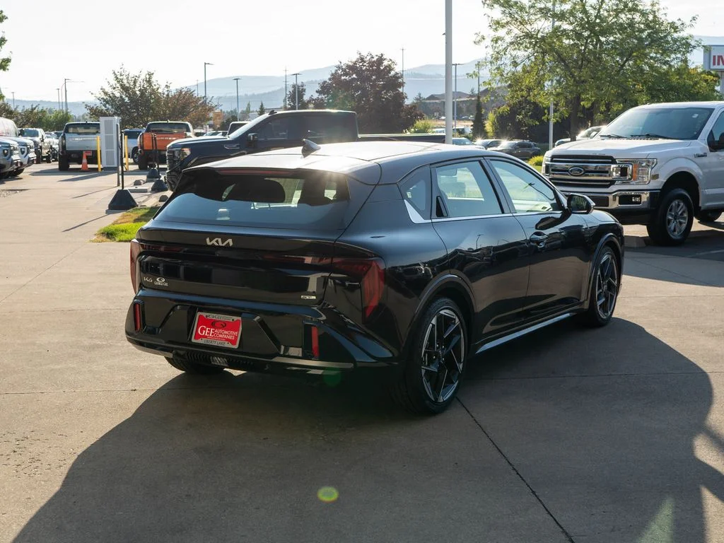 New 2026 Aurora Black Pearl Kia GT-Line image 7