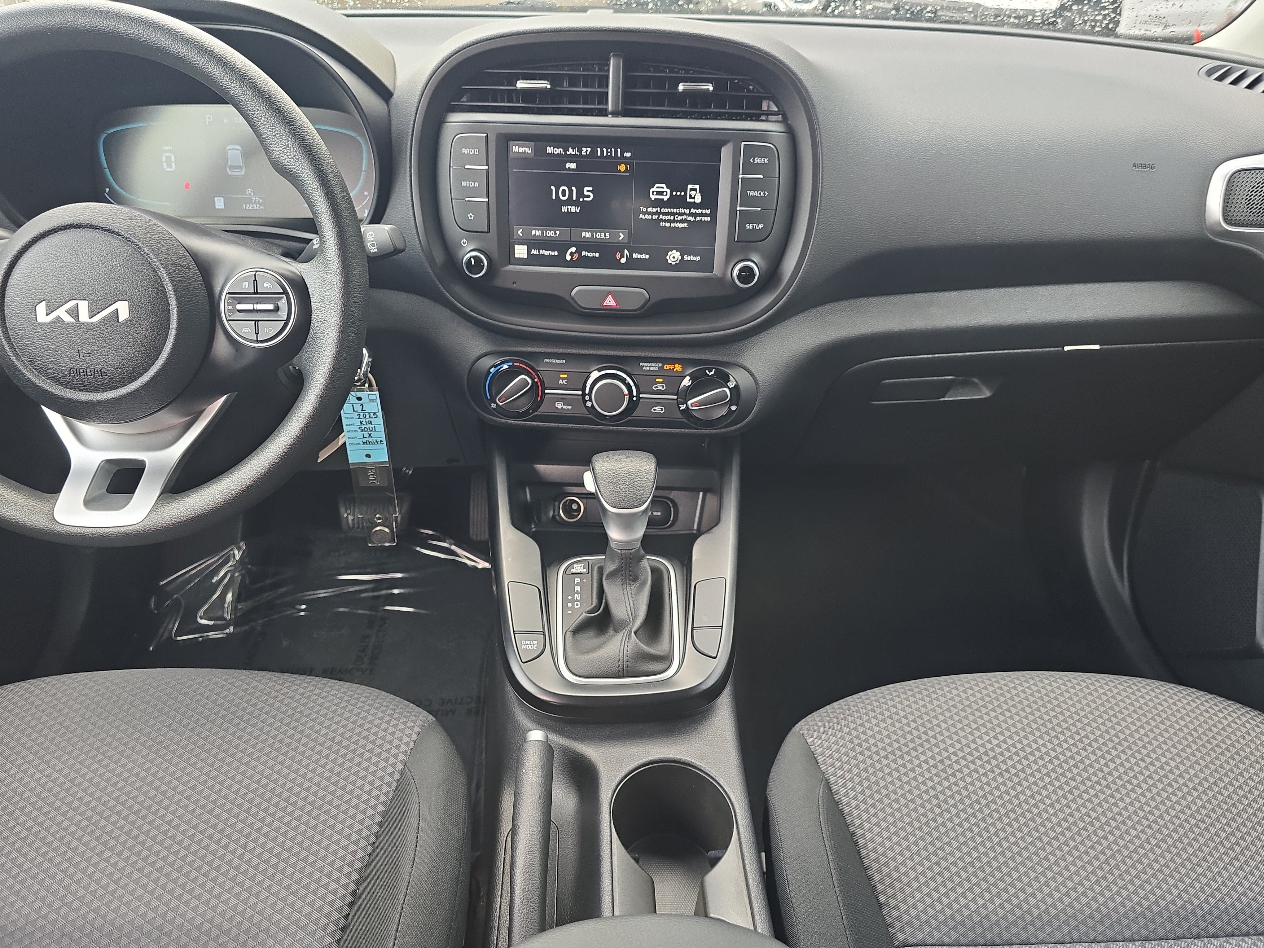 Certified Used 2025 Snow White Pearl Kia LX image 14