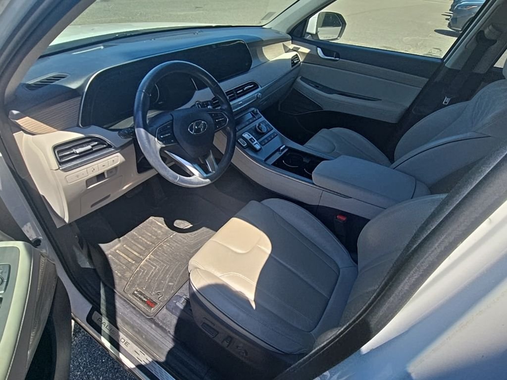 Used 2021 White Hyundai Limited image 13