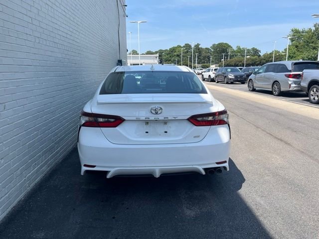 Used 2023 Ice Cap Toyota SE image 3