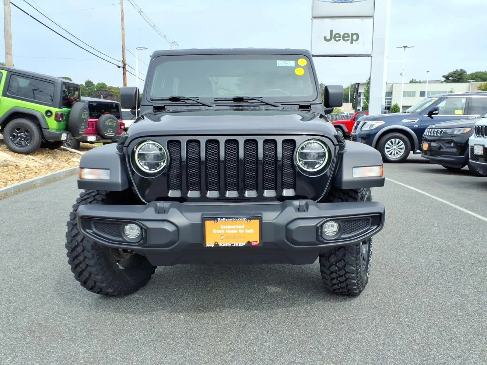 Certified Used 2022 Black Clearcoat Jeep Unlimited Willys image 3