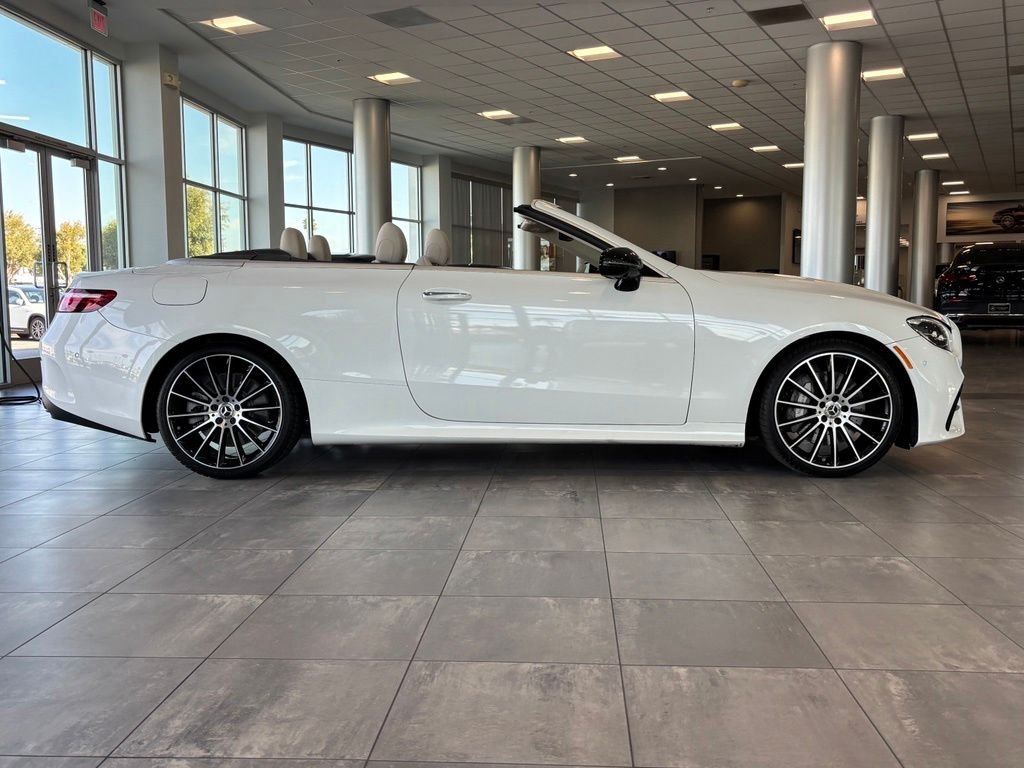 Used 2022 White Mercedes-Benz E 450 image 12