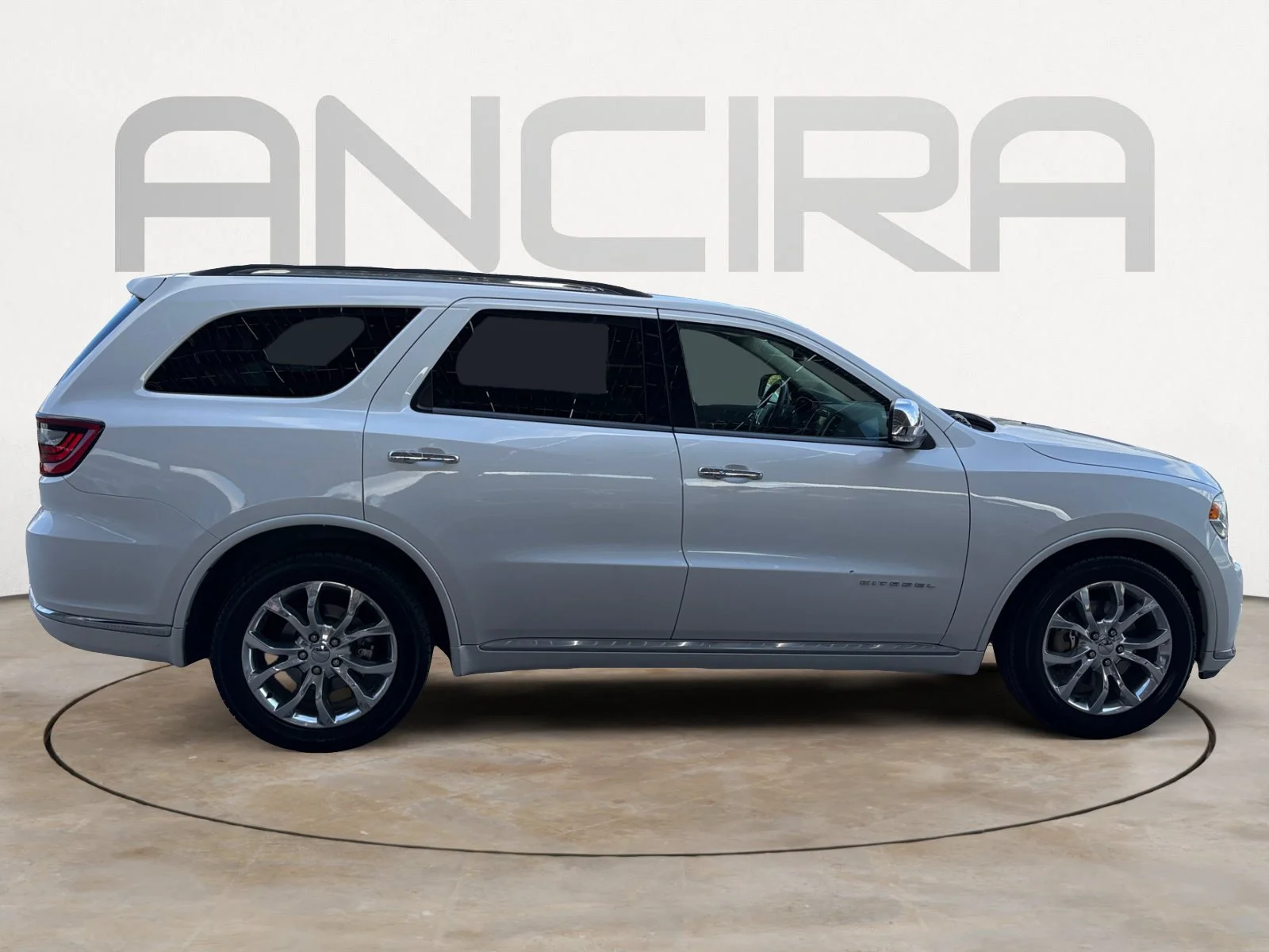 Used 2016 Ivory 3-Coat Dodge Citadel image 12