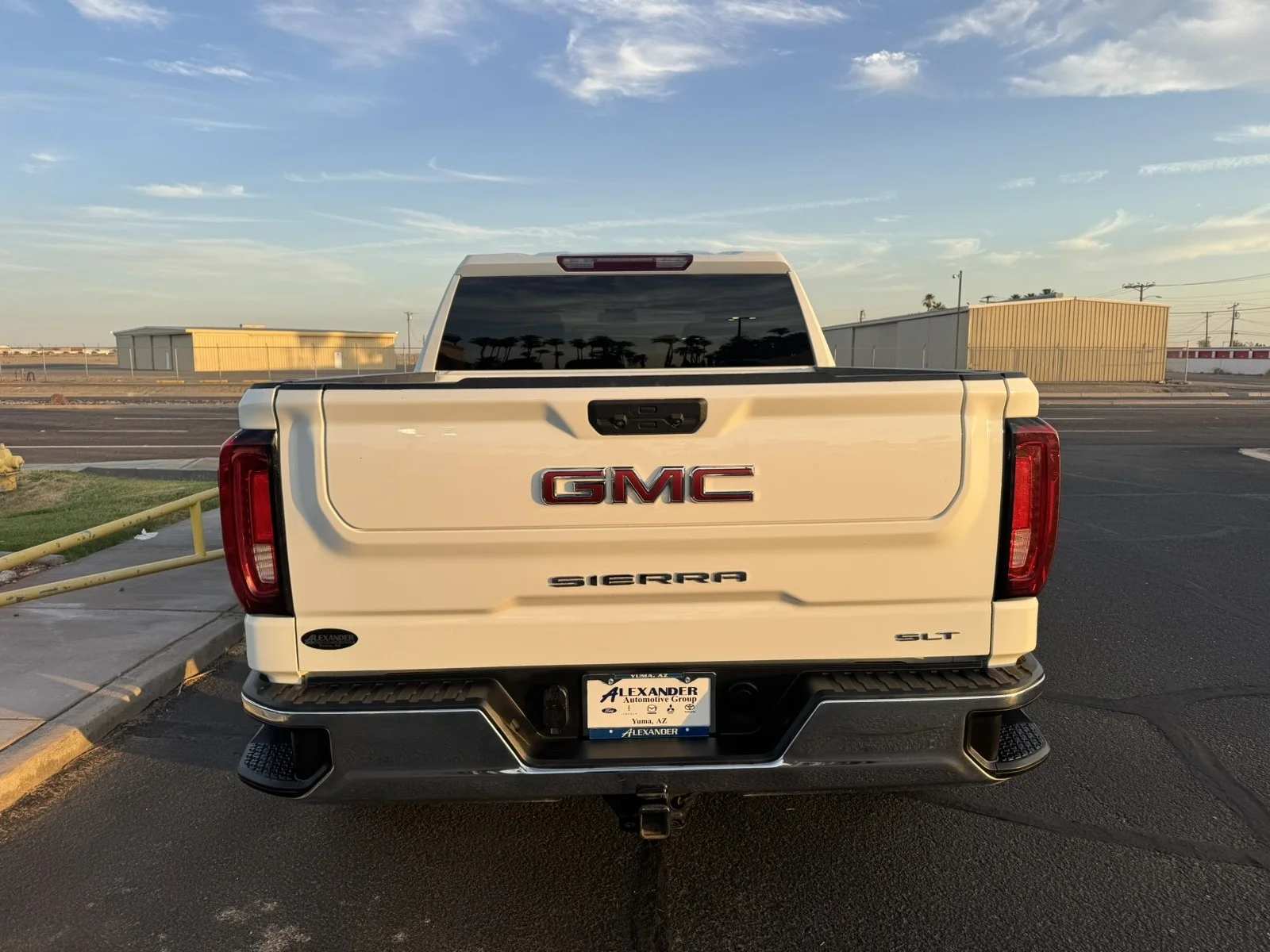 Used 2024 WHITE GMC SLT image 7