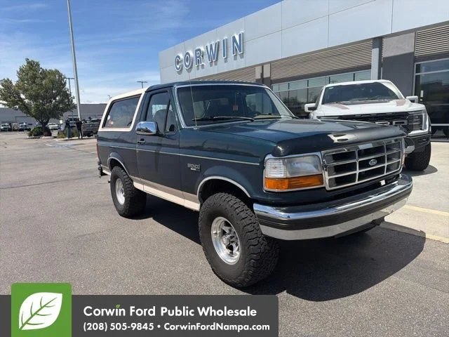 1993 Ford Bronco's photo