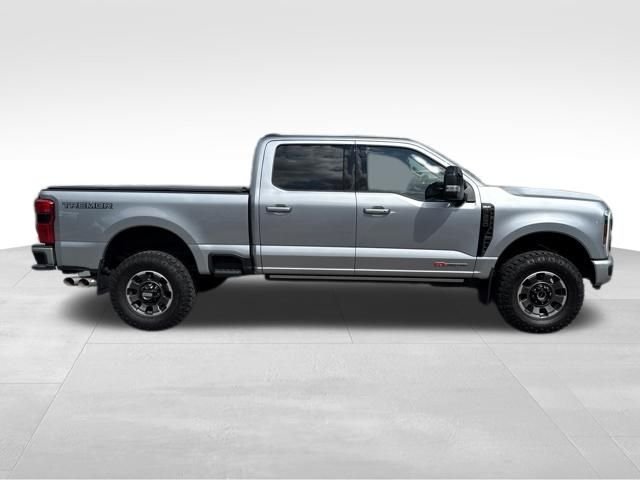 Used 2024 Silver Ford Lariat image 5