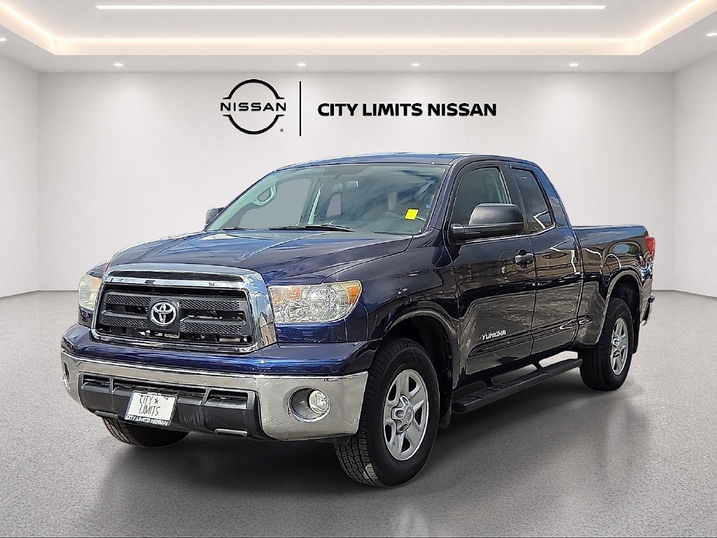 Used 2012 Blue Toyota Grade image 2