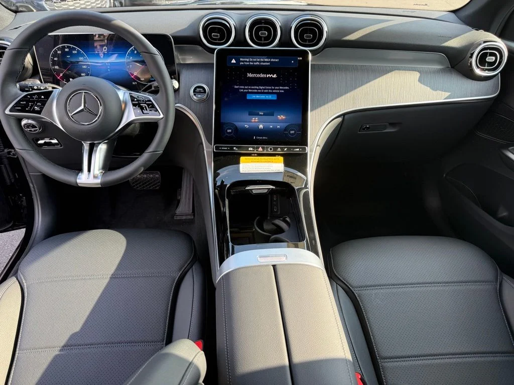 New 2027 Black Mercedes-Benz GLC 300 image 54