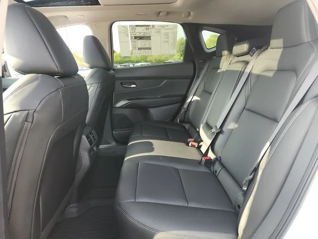 2026 Nissan Murano SL - Photo 9