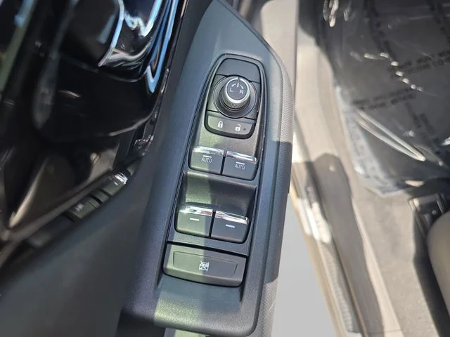 Used 2025 Silver Subaru Limited image 13