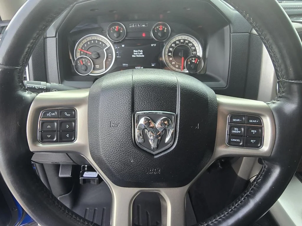 Used 2017 Blue Streak Pearlcoat Ram Laramie image 13