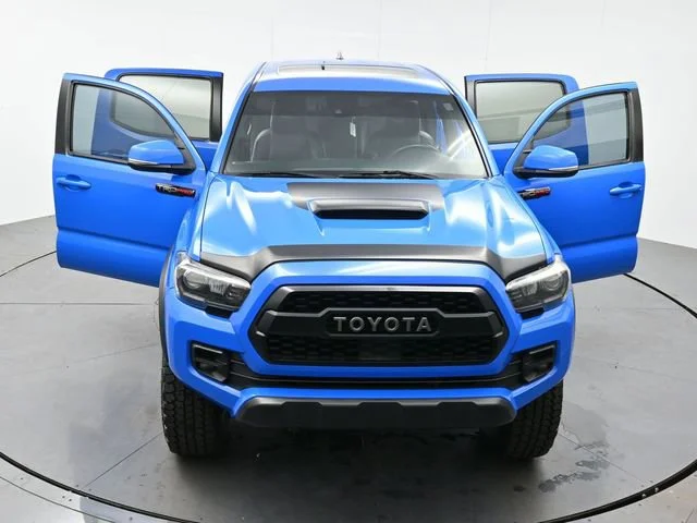 Used 2019 Voodoo Blue Toyota SR image 41