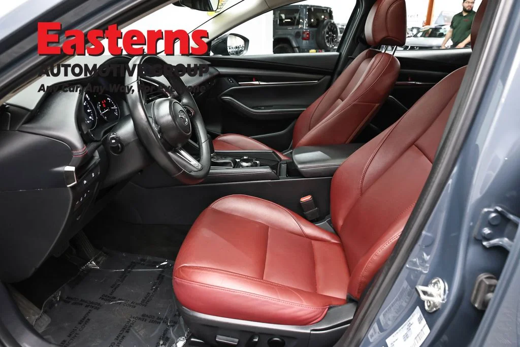 Used 2025 Gray Mazda 2.5 S Carbon Edition image 14