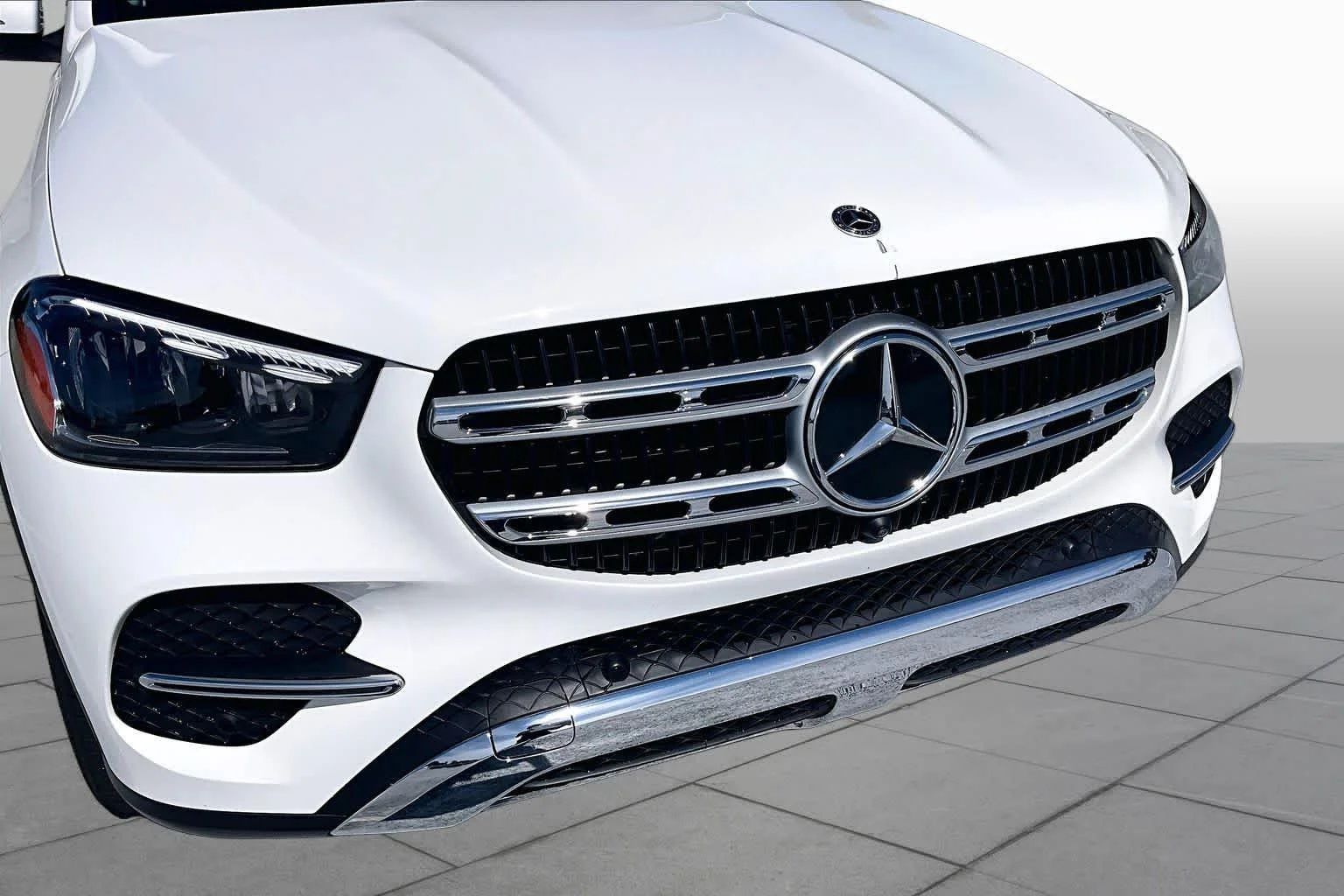 Used 2026 Polar White Mercedes-Benz GLE 350 image 29