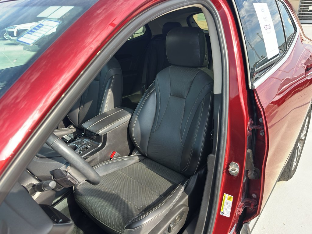 Used 2022  Buick Essence image 27