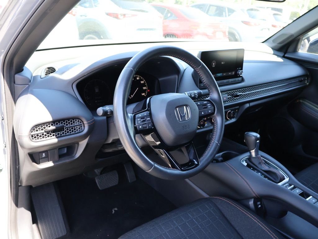 Used 2024  Honda Sport image 16