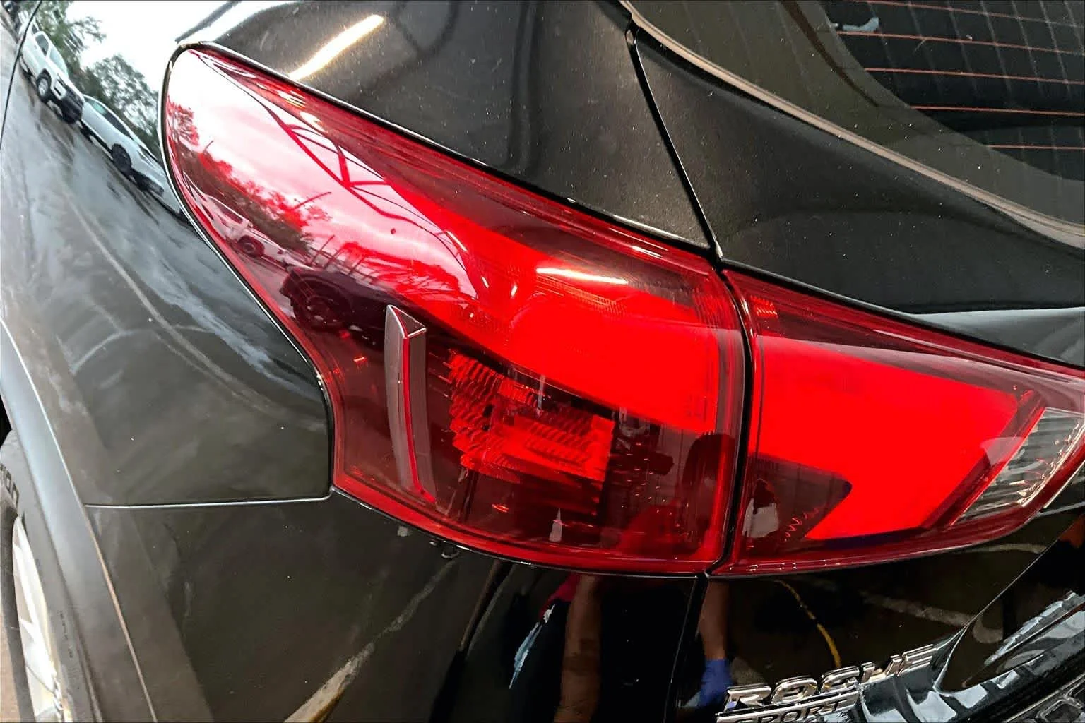 Used 2019 Magnetic Black Pearl Nissan SV image 28