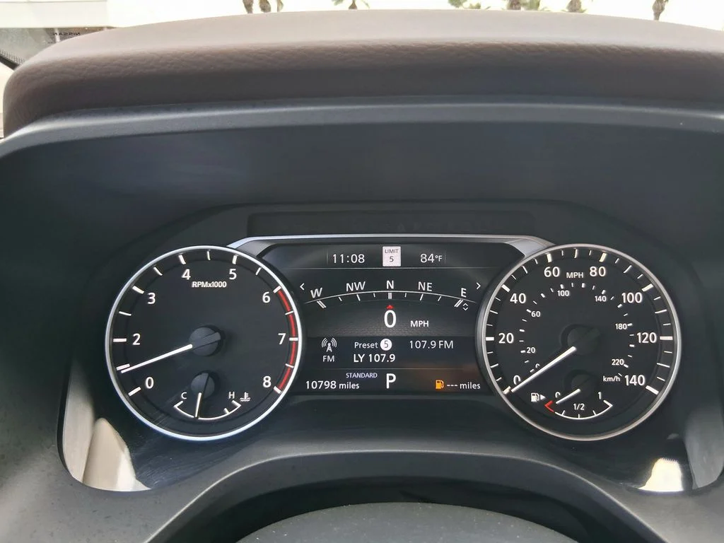 Used 2023 Blue Nissan SL image 7