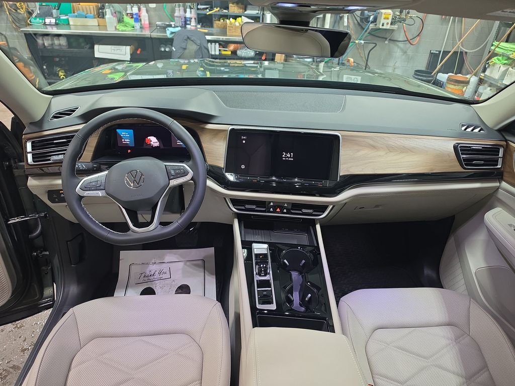 New 2026 Green Volkswagen 2.0T SE w/Technology image 15