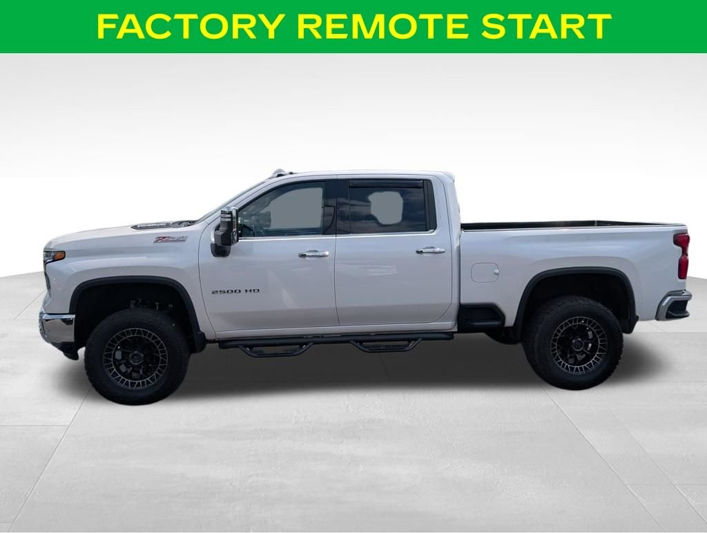Used 2024 Iridescent Pearl Tricoat Chevrolet LTZ image 12