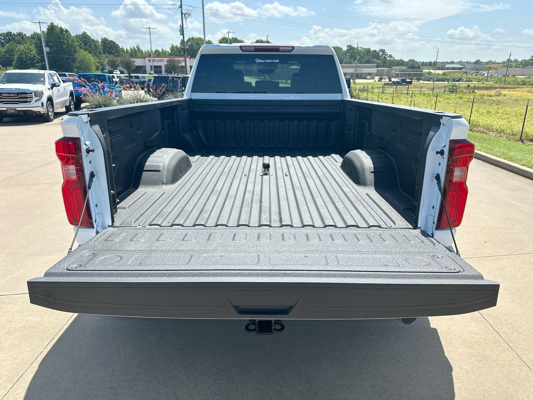 New 2026 Summit White Chevrolet Work Truck image 22