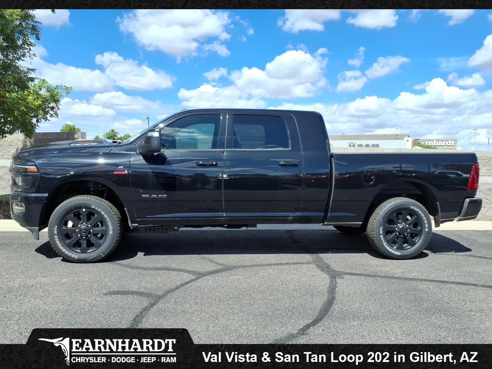 New 2026 Diamond Black Crystal Pearl-Coat Exterior Paint RAM Laramie image 2