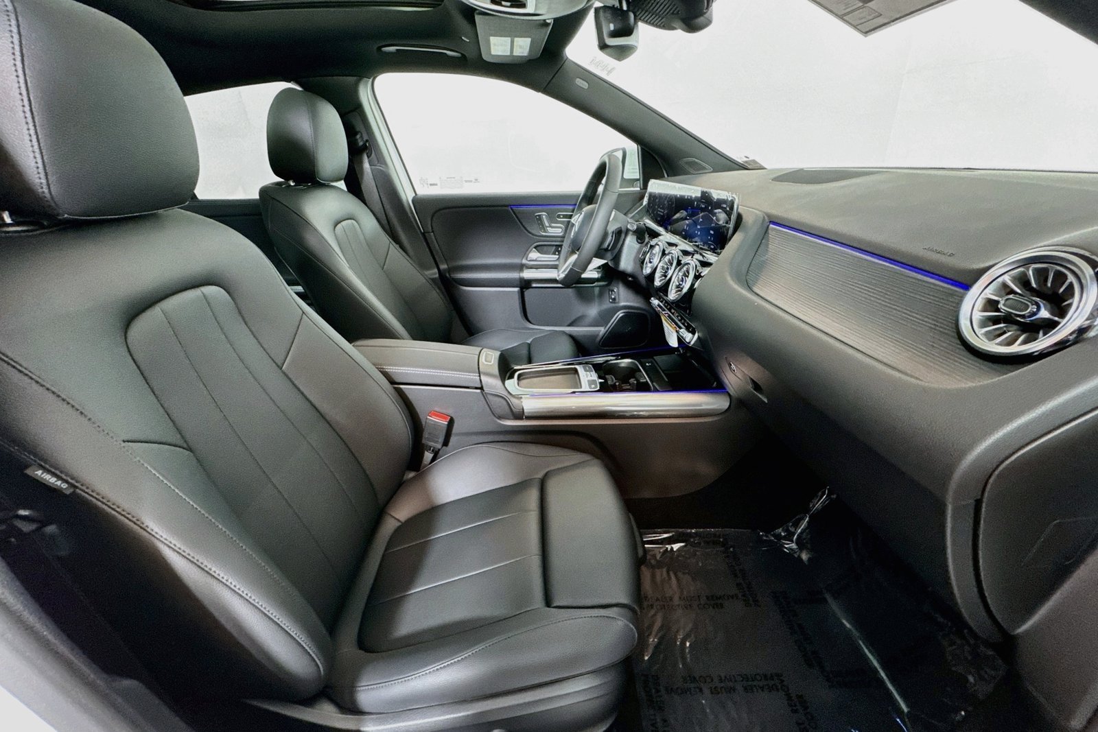 New 2026 Polar White Mercedes-Benz GLA 250 image 26