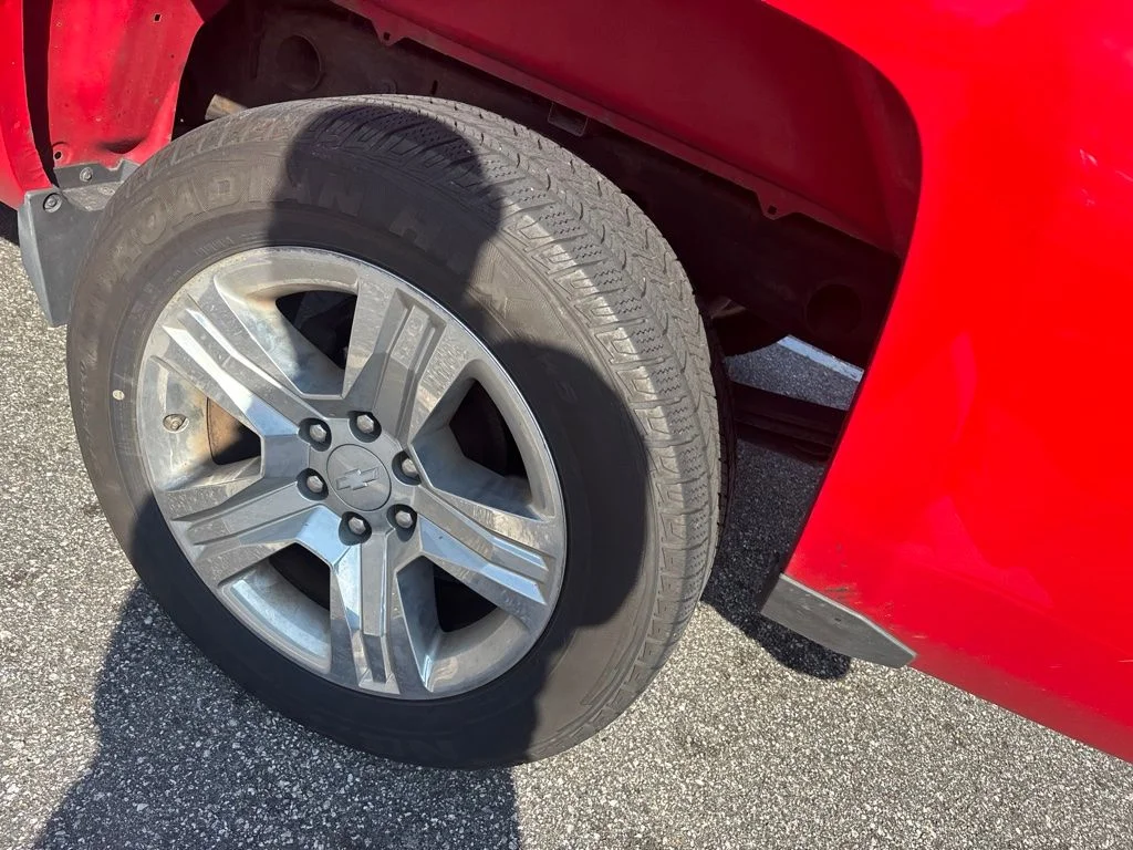 Used 2016 Red Chevrolet Custom image 12