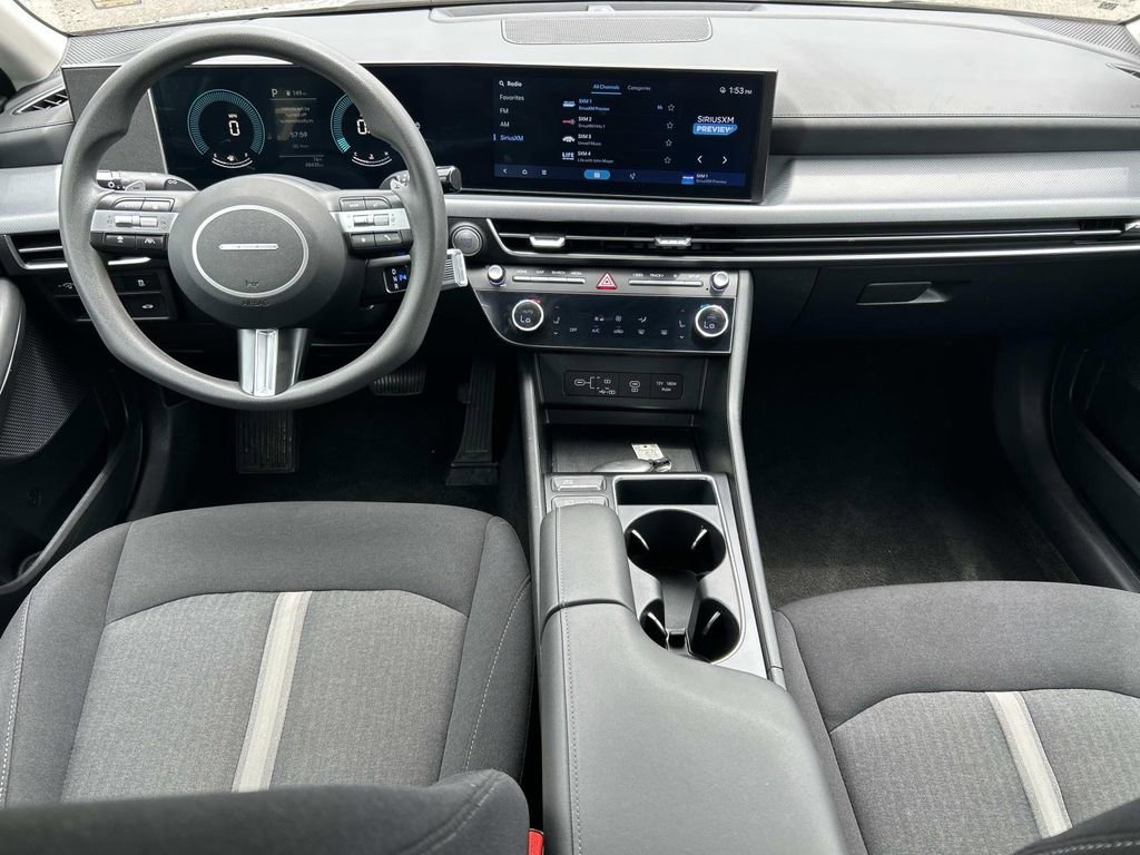 Used 2024 Aero Silver Hyundai SEL image 13