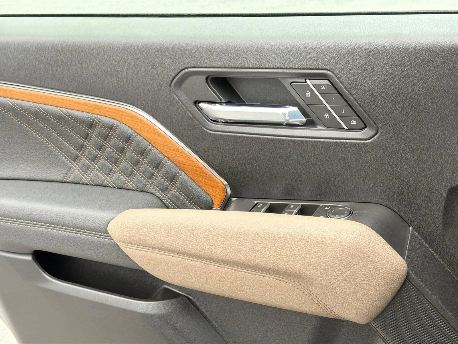 2026 GMC Canyon Denali - Photo 28
