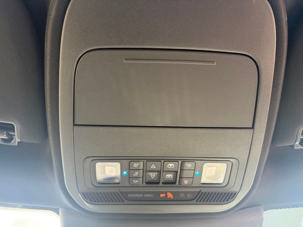 New 2027 Agate Black Metallic Ford MAX Platinum image 32