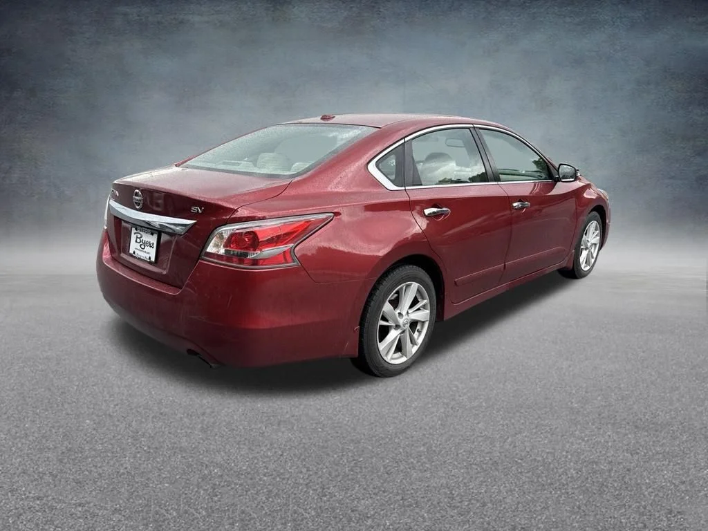 Used 2015 Red Nissan 2.5 SV image 6