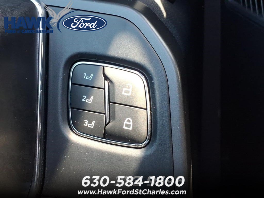 Used 2025  Ford Tremor image 18