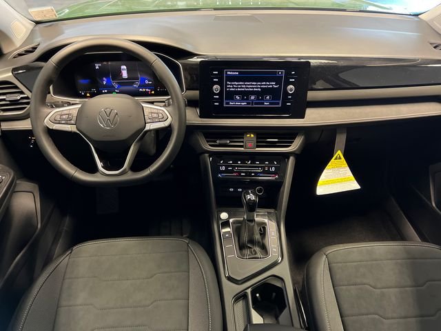 New 2026 Green Volkswagen 1.5T SE Black image 11