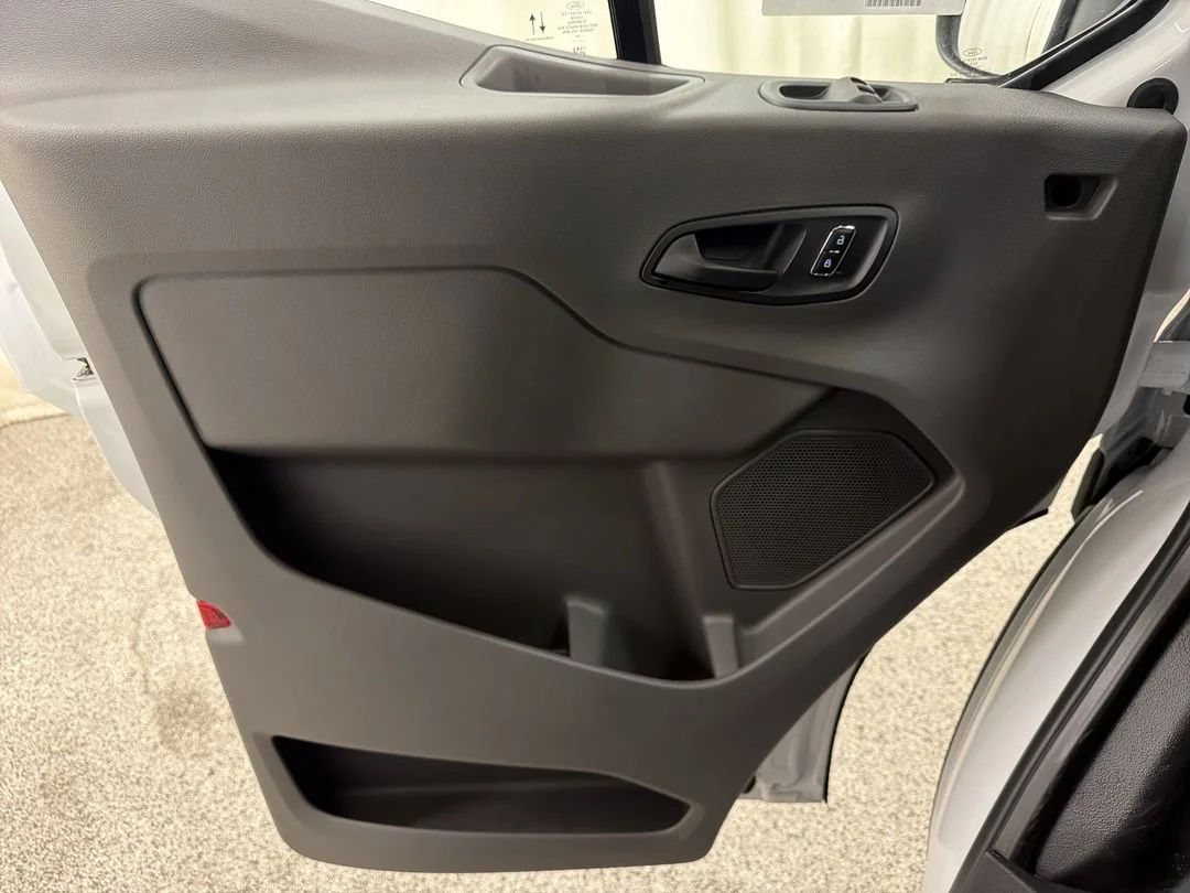 New 2026 Oxford White Ford Cargo Van image 17