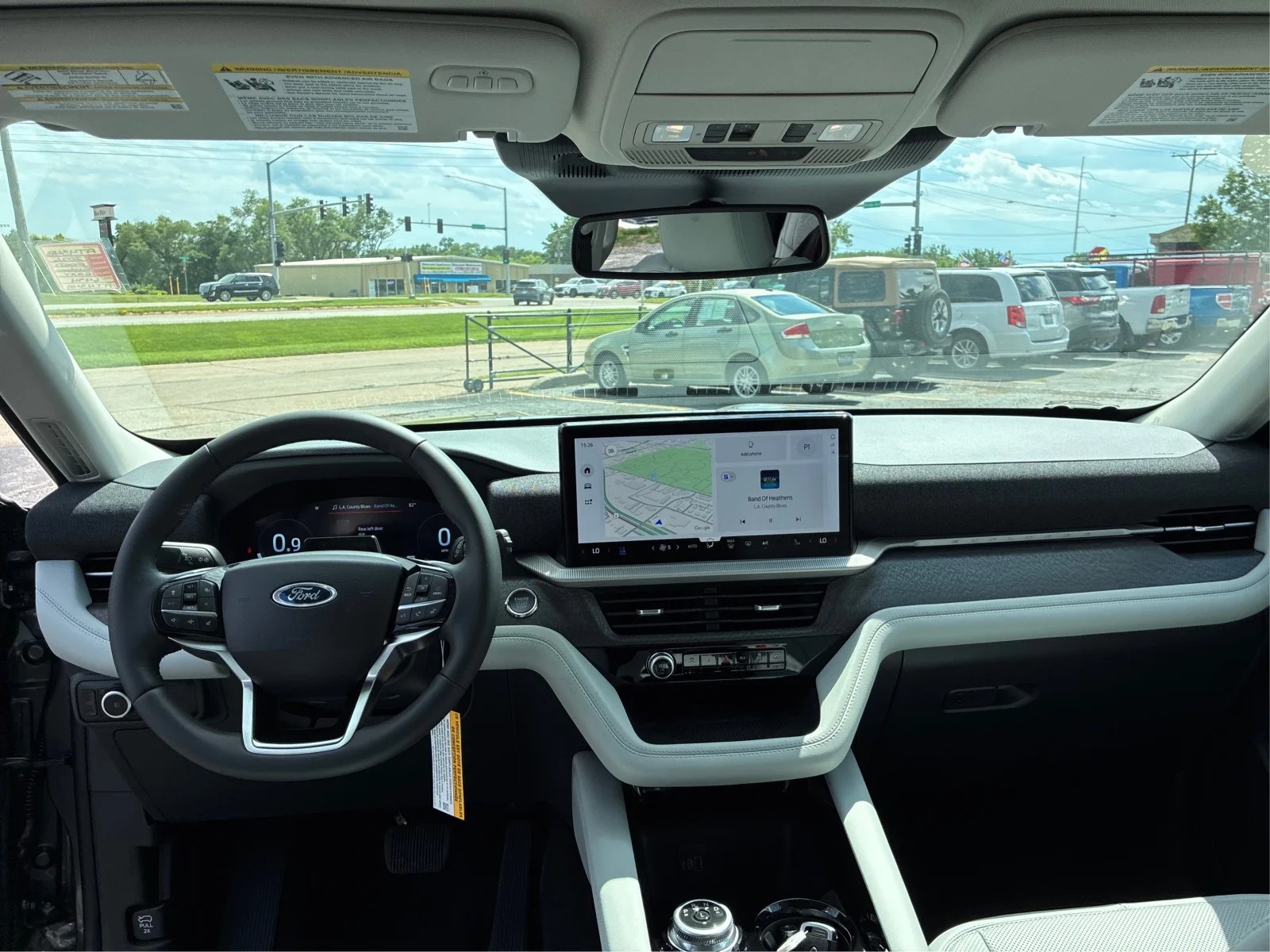 New 2026 Carbonized Gray Metallic Ford Platinum™ image 22