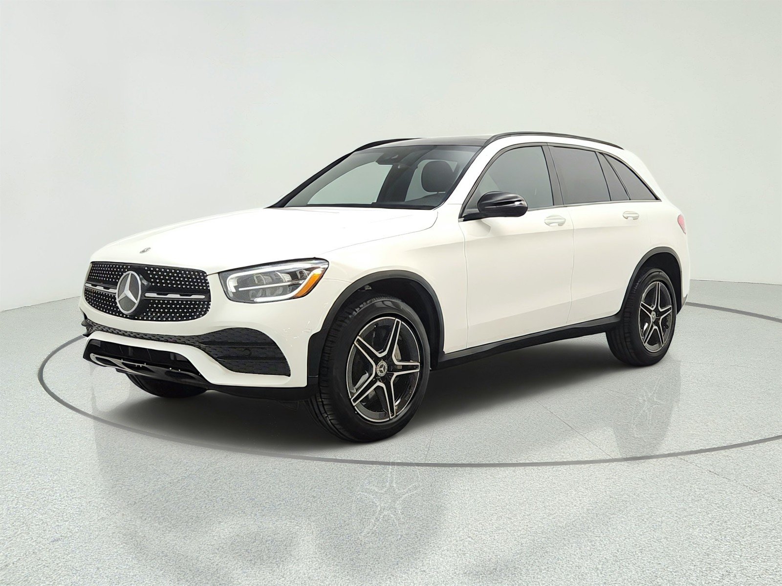 Used 2022 Polar White Mercedes-Benz GLC 300 SUV image 1