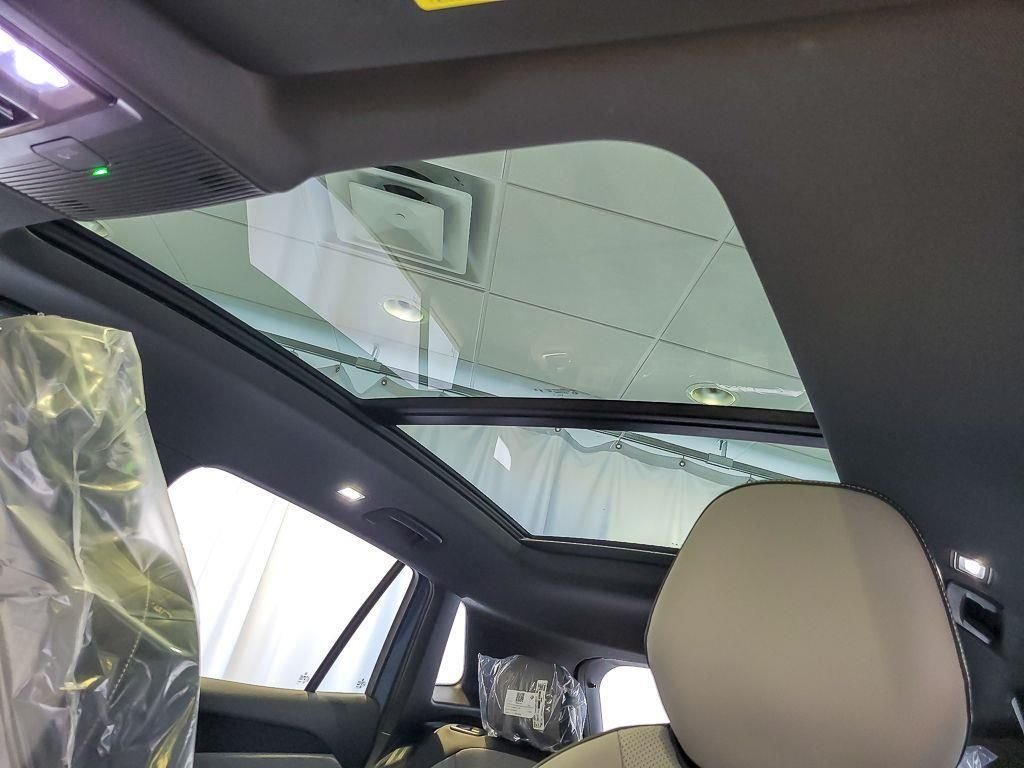 New 2026 Monterey Blue with Deep Black Roof Volkswagen 2.0T SE R-Line Black image 8