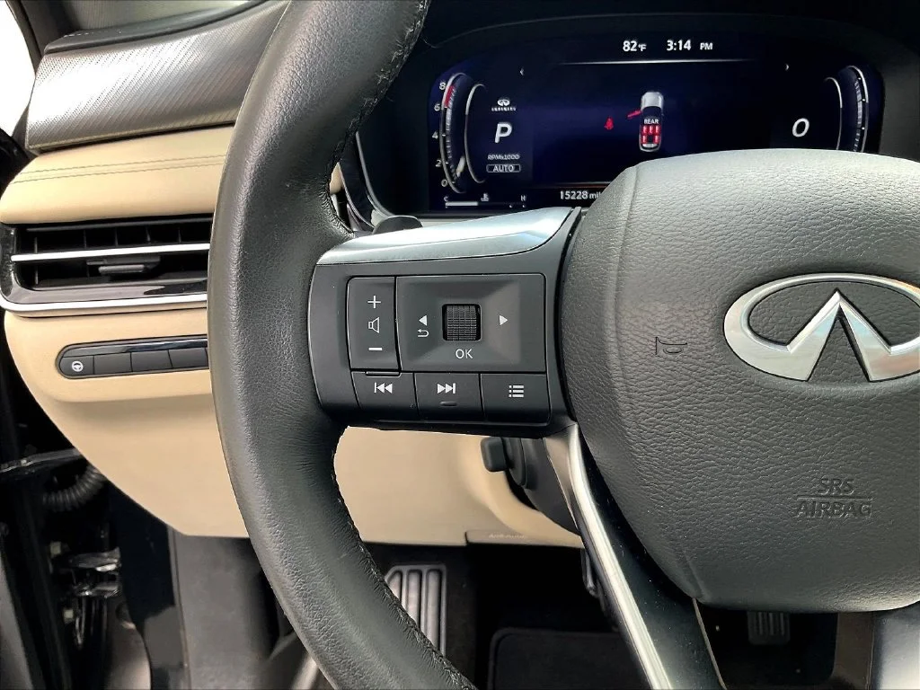 Used 2025 Mineral INFINITI LUXE image 13