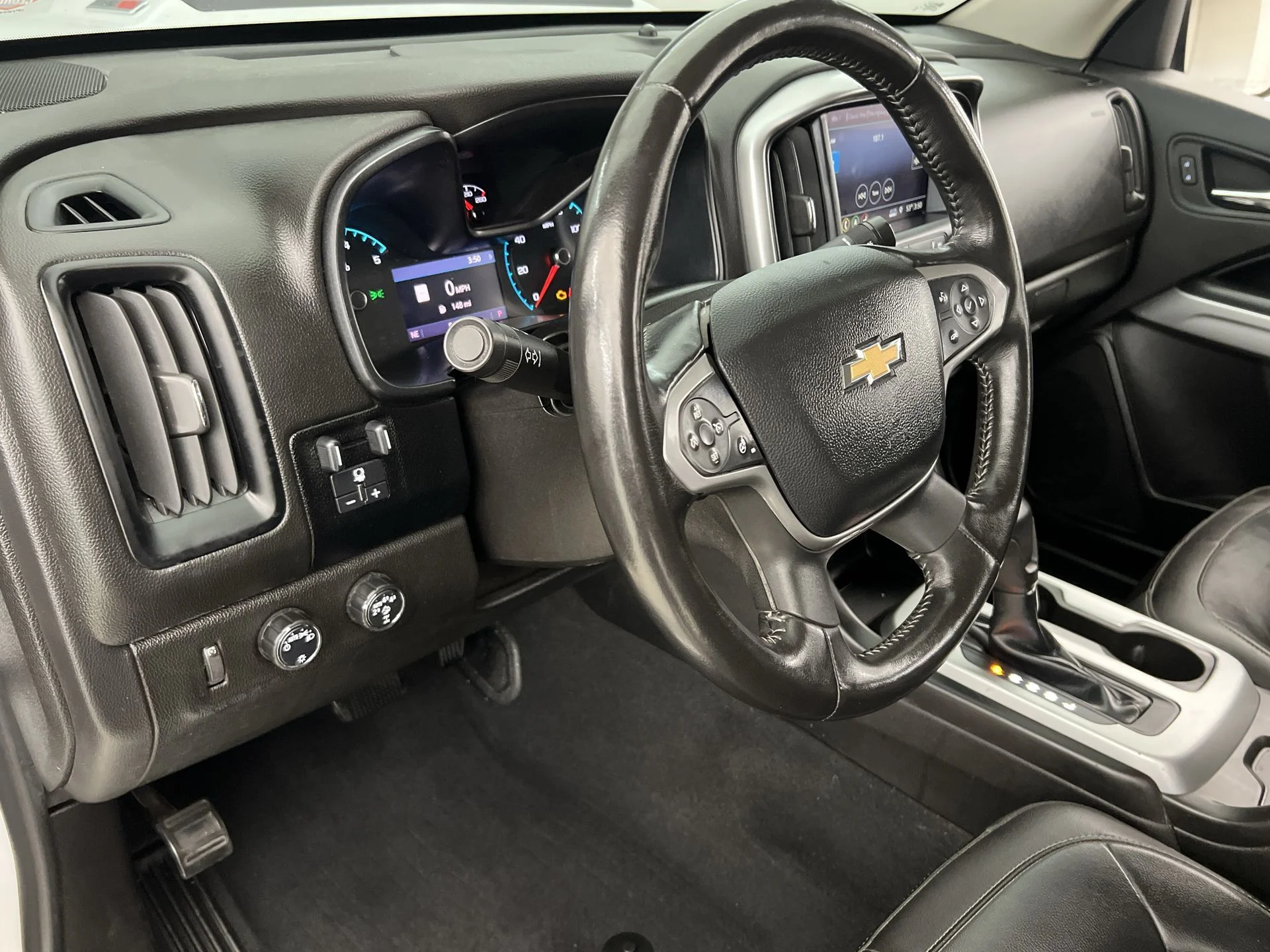 2019 Chevrolet Colorado ZR2 - Photo 7