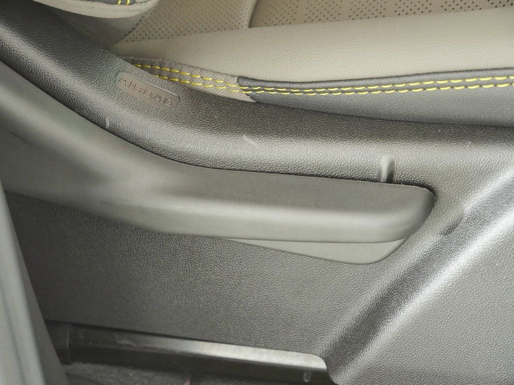 Used 2025 White Chevrolet ZR2 image 22